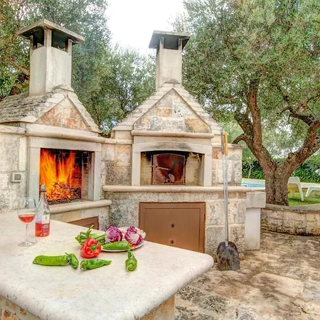 Trulli Carolina By Villa Noci